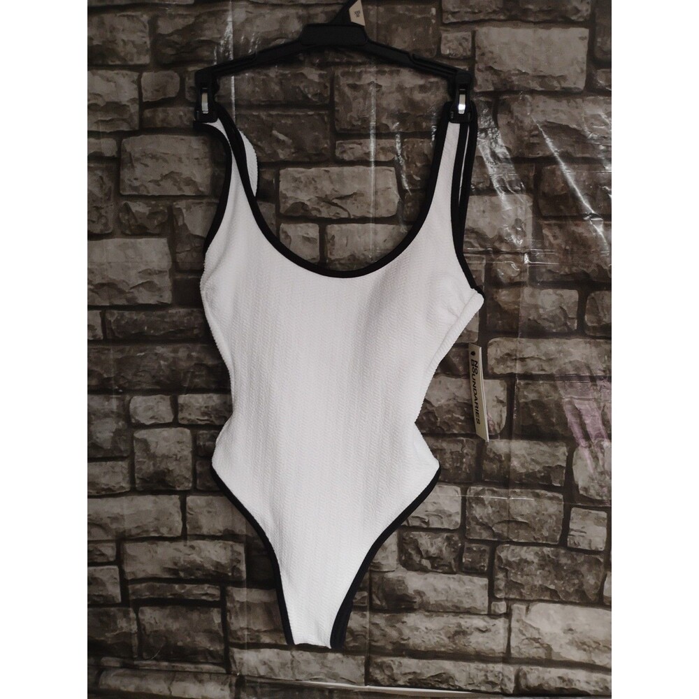 No Boundaries Cheeky High Leg Womans Textured 1 Piece Swimsuit White/Black